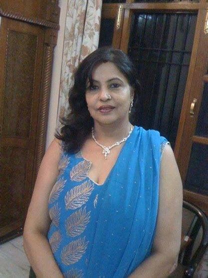 sexy hot aunty|28,924 results for mature indian woman in all